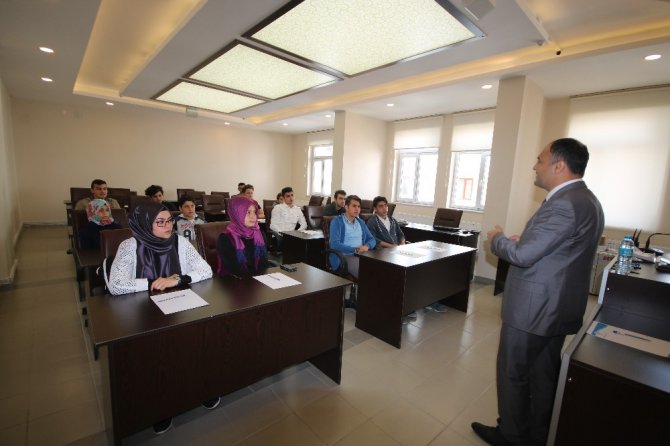 Beyşehir’in yönetiminde gençler de söz sahibi olacak
