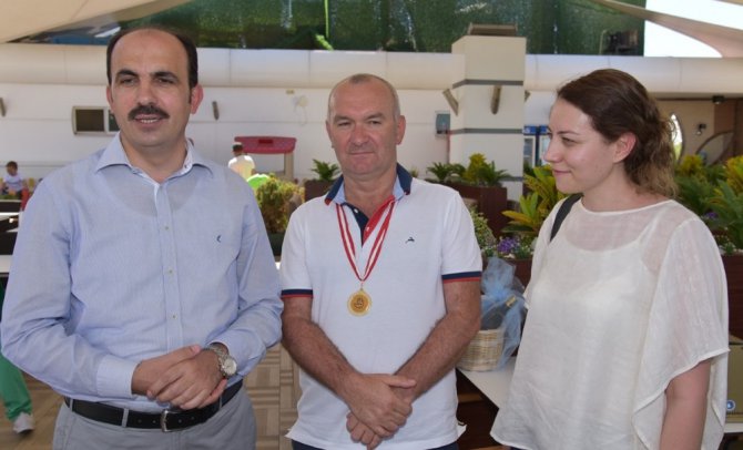 Balıkesirli öğrencilerin iyilik hareketi karşılıksız kalmadı