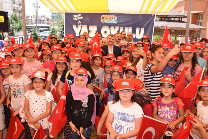 Genç KOMEK Yaz Okulunda yeni dönem başladı
