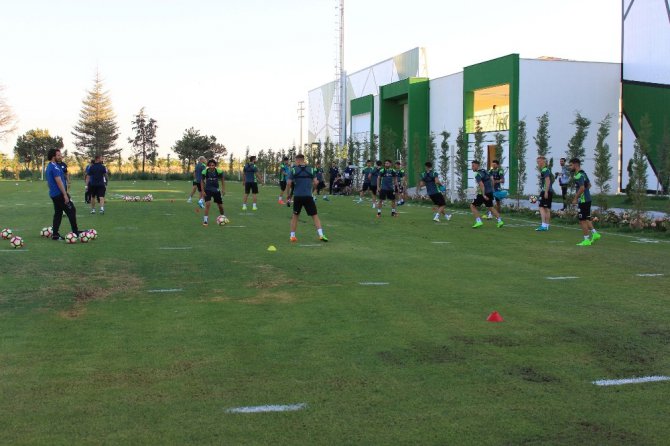 Konyaspor yeni sezon hazırlıklarına başladı