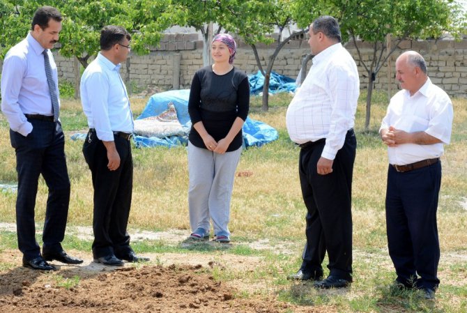 Genç çiftçi projesi şehirden köye göç ettirdi