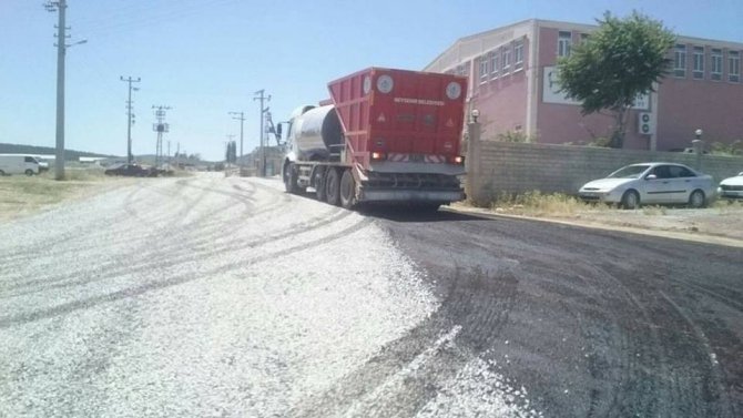 Beyşehir’de yol çalışmaları devam ediyor