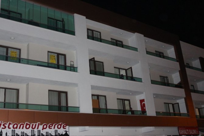 İhraç edilen polis memuru evinde ölü bulundu