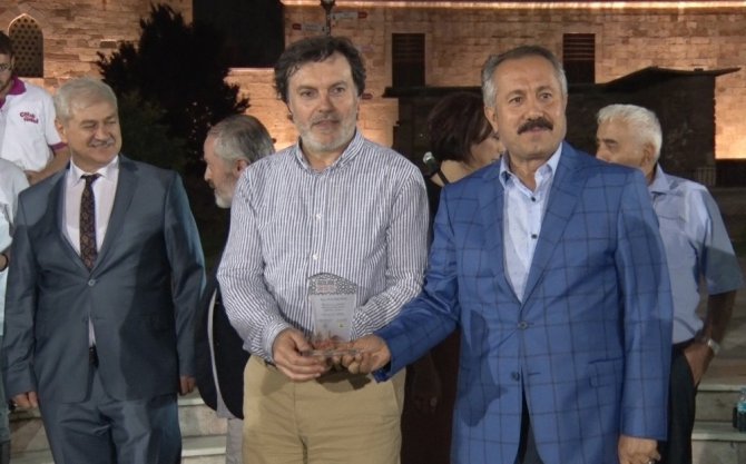 Şairler ve şiir severler Mevlana Şiir Şöleninde buluştu