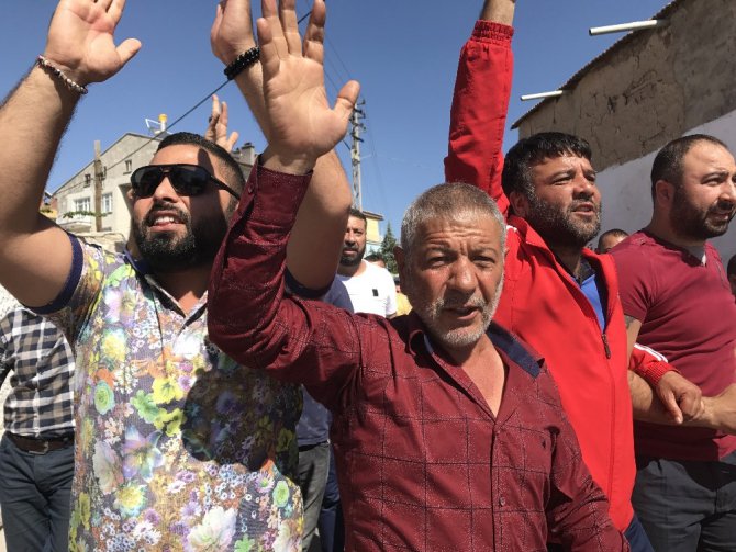 Mahalleliden ‘Uyuşturucuya Hayır’ yürüyüşü
