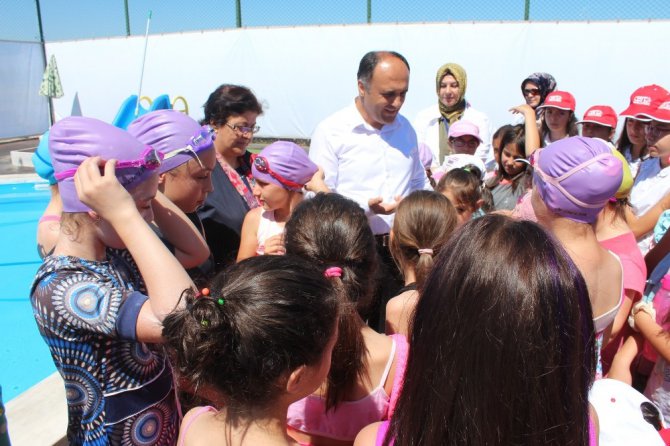 Beyşehir’de yüzme kursları başladı