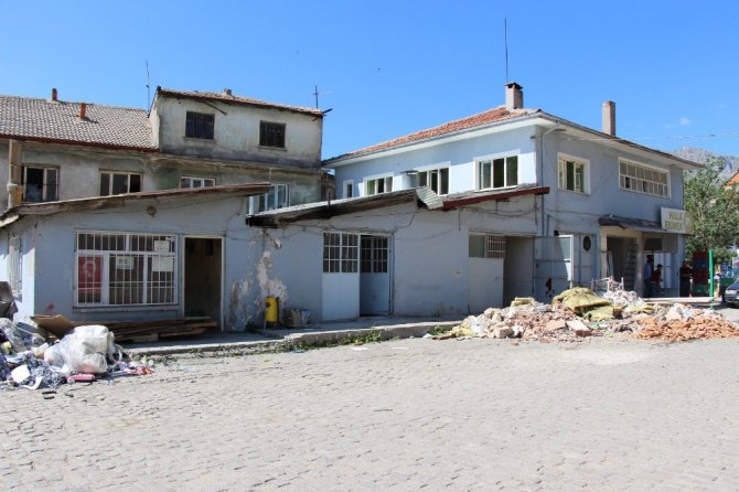 Eski Garaj Ticaret ve Konut Projesinde hafriyat çalışması başladı