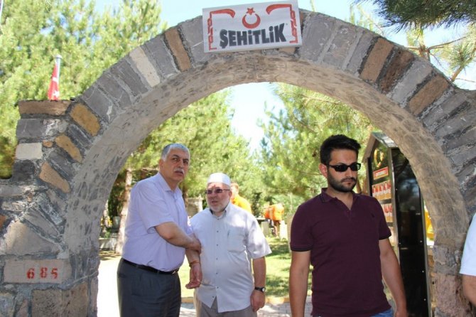 15 Temmuz şehidi Kiremitci mezarı başında anıldı