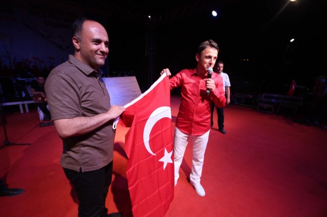 Başkan Özaltun: “15 Temmuz’u gençlerimize unutturmayacağız”
