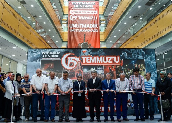 Meram’da 15 Temmuz destanı fotoğraf sergisi açıldı