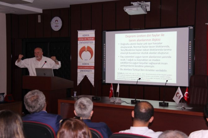 KGTÜ’de deprem konferansı