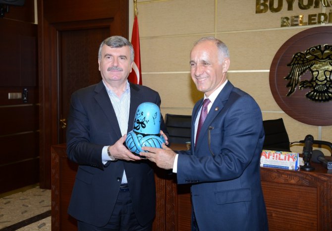 Tarihi Çarşılar Kurultayı Konya’da yapıldı