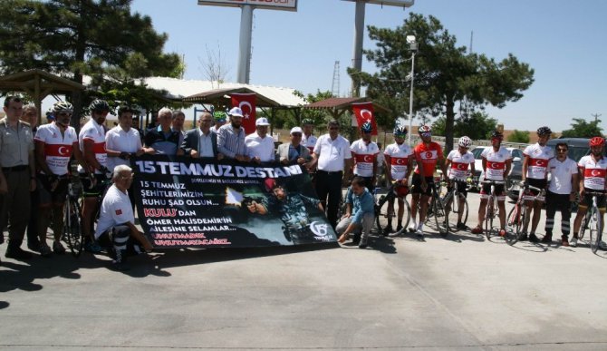 Şehit Ömer Halisdemir’in kabrine Kulu’dan toprak