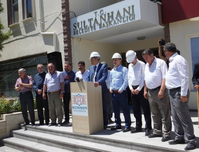 Sultanhanı beldesinde doğalgaz altyapı temeli törenle atıldı