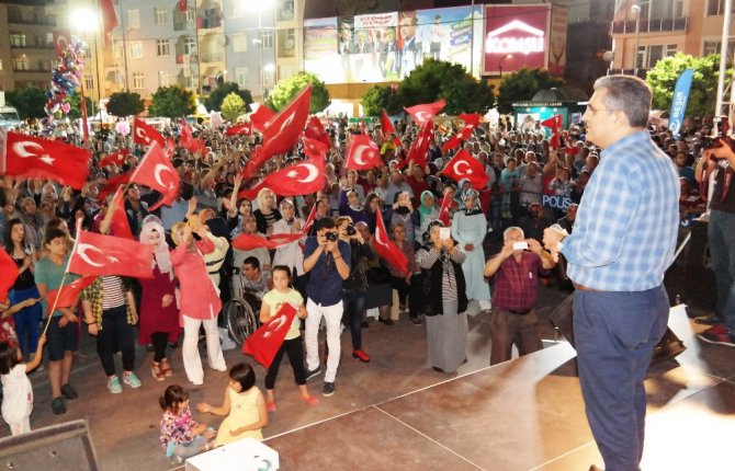 Recep Konuk; “İç ve dış düşmanlar heveslenmesin, artık Türkiye’de meydan boş değil”