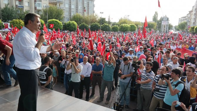 Recep Konuk; “İç ve dış düşmanlar heveslenmesin, artık Türkiye’de meydan boş değil”