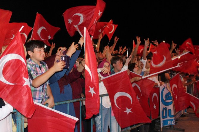 Beyşehir’de Mustafa Yıldızdoğan coşkusu