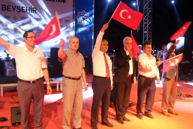 İlahiyatçı Prof. Dr. Nihat Hatipoğlu’ndan ‘Paralel Din’ uyarısı