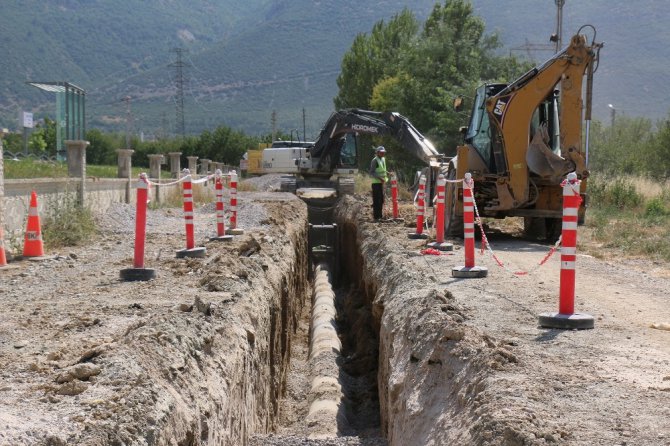 Akşehir’in mahallelerine yeni kanalizasyon şebekesi