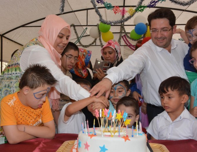 Aksaray’da özel çocuklar gönüllerince eğlendi