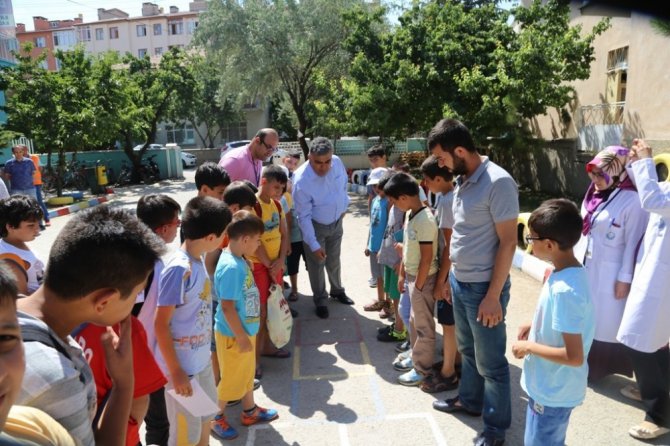 Başkan Özgüven miniklerle birlikte