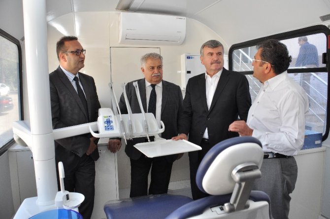 Konya’da Gezici Ağız ve Diş Sağlığı Kliniği hizmete başladı