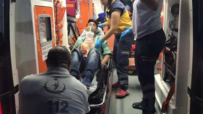 Konya’da 18 yaşındaki genç sokak ortasında bıçaklandı