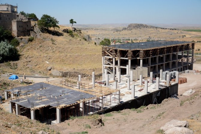Güzelyurt Belediyesi 400 kişilik öğrenci yurdu yaptırıyor