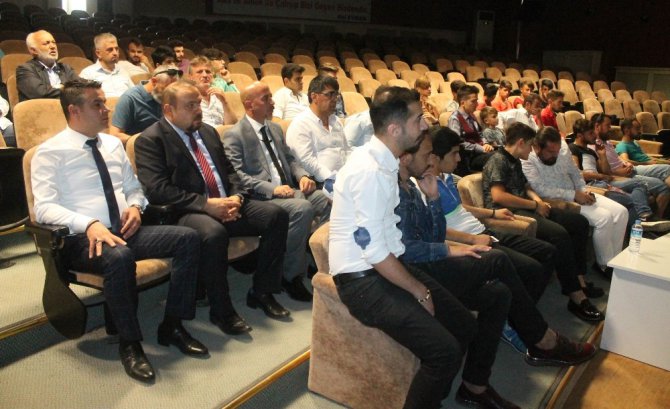 Konya’daki berberlere saç kesimi ve renklendirme eğitimi