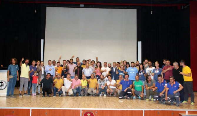 Yamaç paraşütçüleri yarıştı