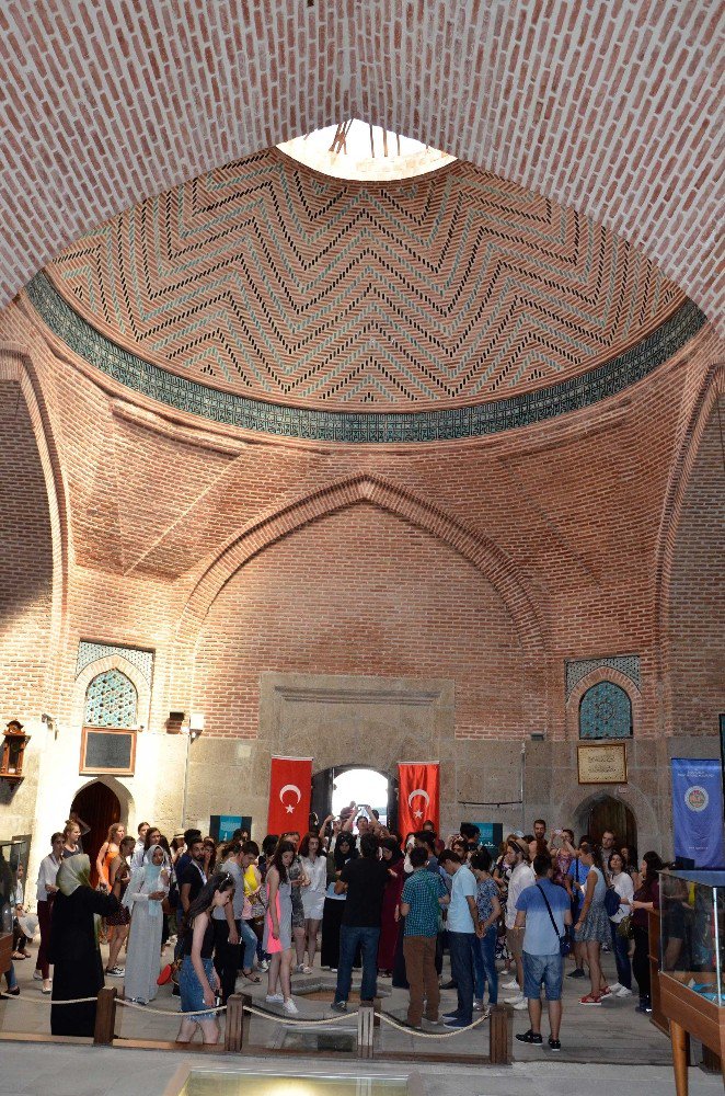 Büyükşehir, Uluslararası Türkoloji Öğrencilerini ağırladı