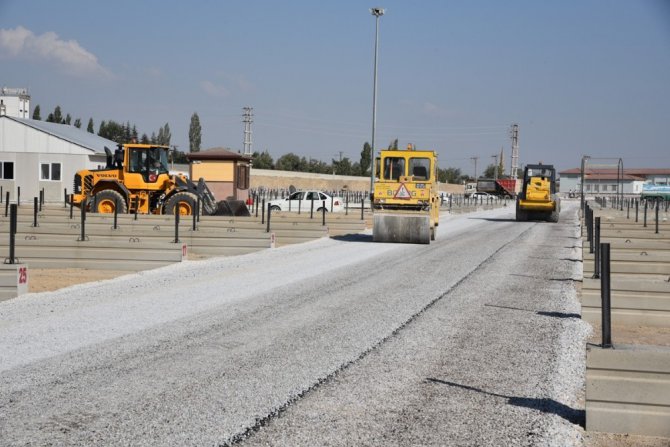 Konya’nın en büyük ve modern kurban pazarı Selçuklu’da yapılıyor