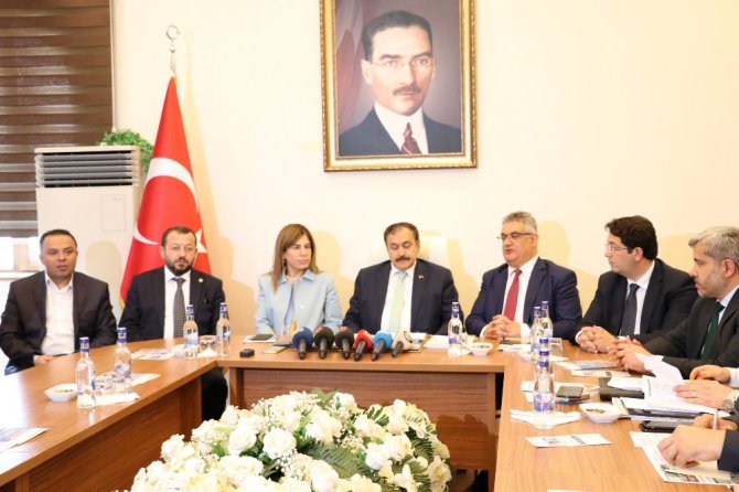 Bakan Eroğlu Aksaray’da 350 milyon liralık projelerin temelini attı