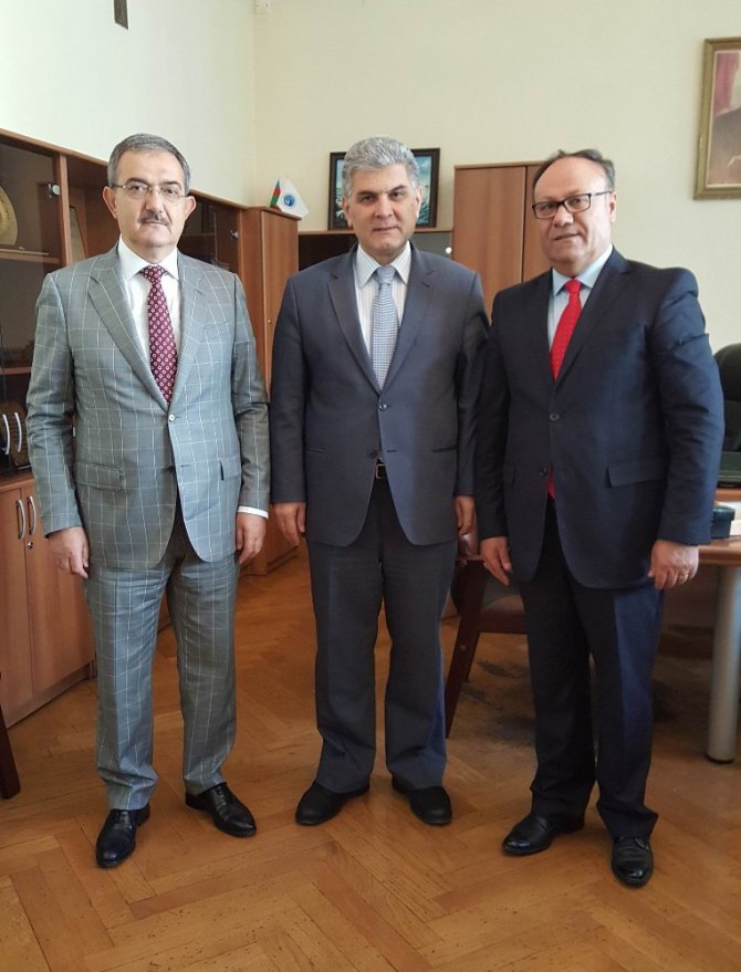 Selçuk Öncülüğünde Türk Dünyası Bakü’de Buluşuyor