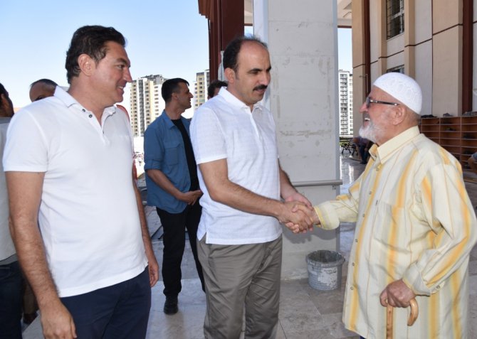 Cuma Buluşmasında çocukların bisiklet heyecanı