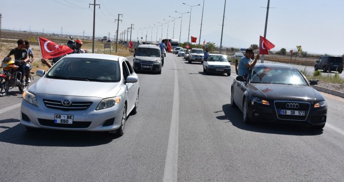 Sultanhanı ilçe olmayı kutluyor