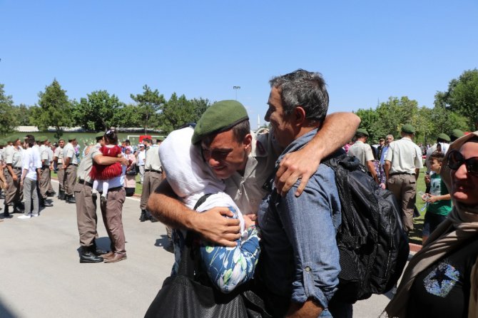 Konya’da kısa dönem erler yemin etti