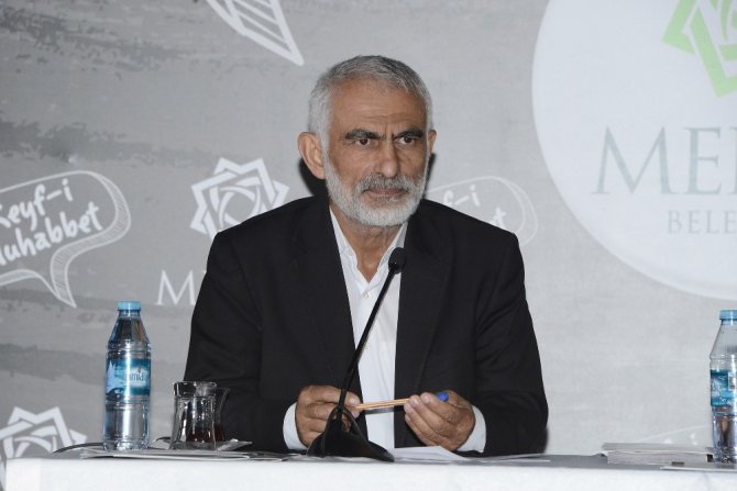 Abdulhamit Han’ın torunu Osmanoğlu: “Osmanlı ruhu yavaş yavaş geri geliyor”
