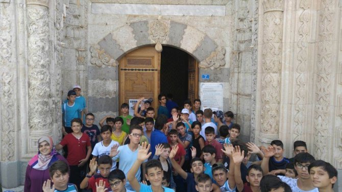 Seydişehir Belediyesi Gençlik Kampı sona erdi