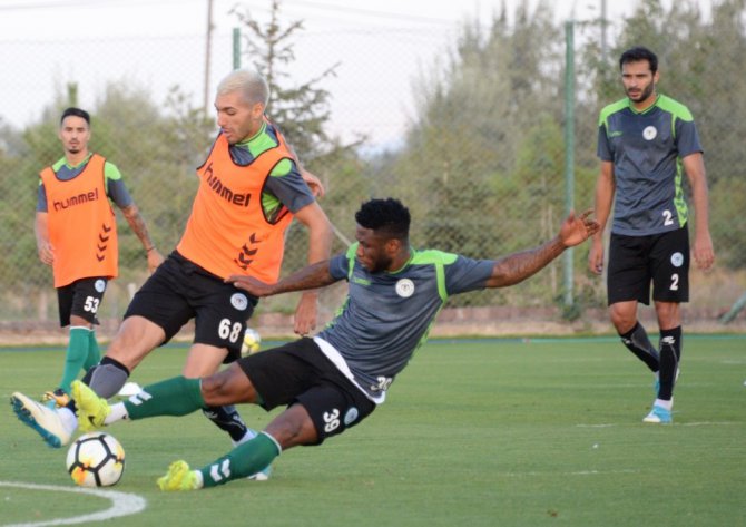 Atiker Konyaspor hazırlıklarını sürdürüyor