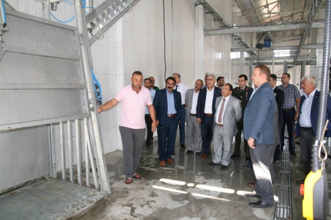 Kulu’da yapımı tamamlanan hayvan kesimhanesi açıldı