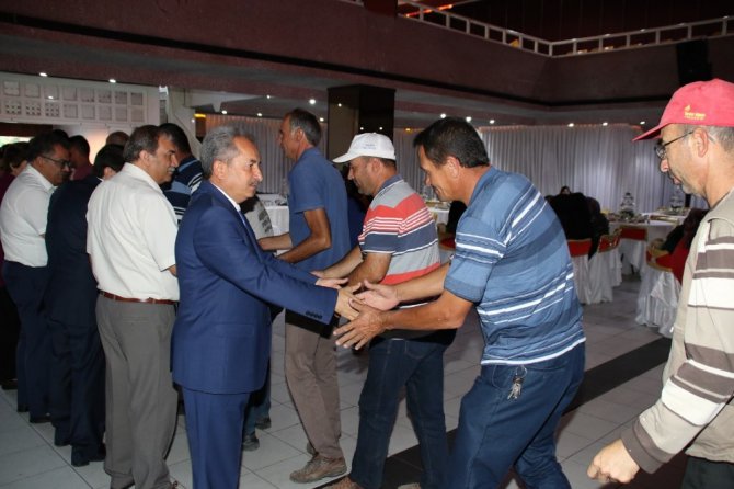 Başkan Akkaya, belediye personeli ile bayramlaştı