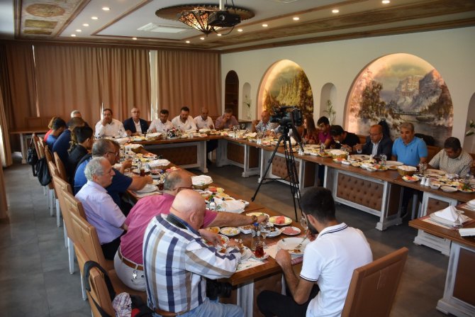 Aksaray Ticaret Borsası Başkanı Özkök, adaylığını açıkladı