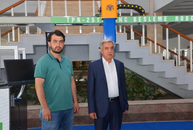 Selçuk’tan, sanayide operatör ihtiyacına robotlu çözüm