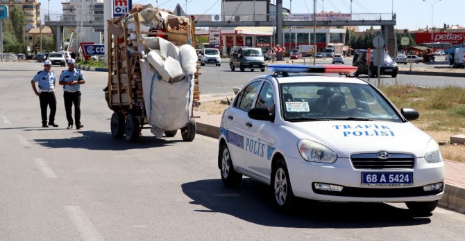 Aksaray’da at arabalarına yönelik uygulamalar sürüyor