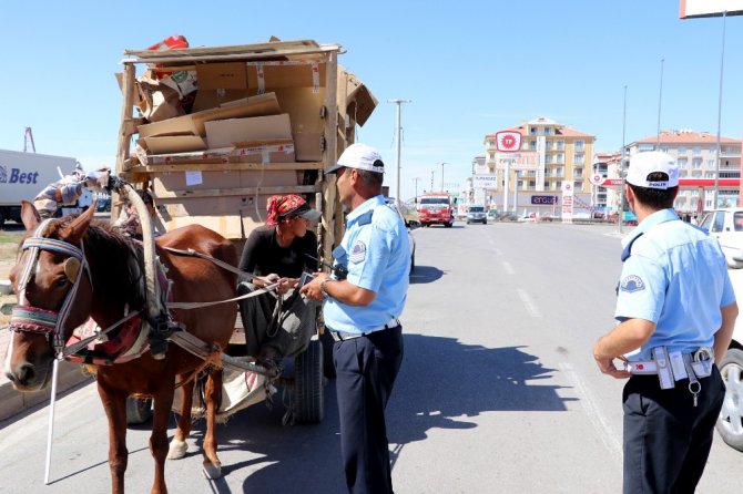 Aksaray’da at arabalarına yönelik uygulamalar sürüyor