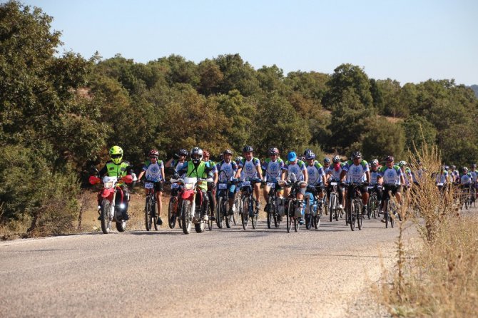 Pedallar, Beyşehir Gölü etrafında çevrildi