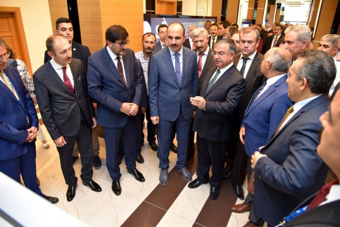 Milli Eğitim Bakanı İsmet Yılmaz: 