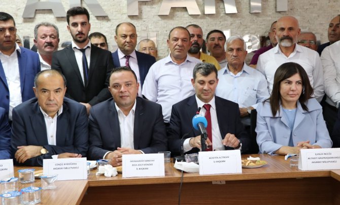 Aksaray AK Parti İl Başkanlığında devir teslim yapıldı