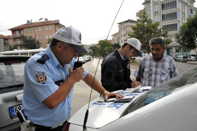 Aksaray’da okul servisleri denetleniyor